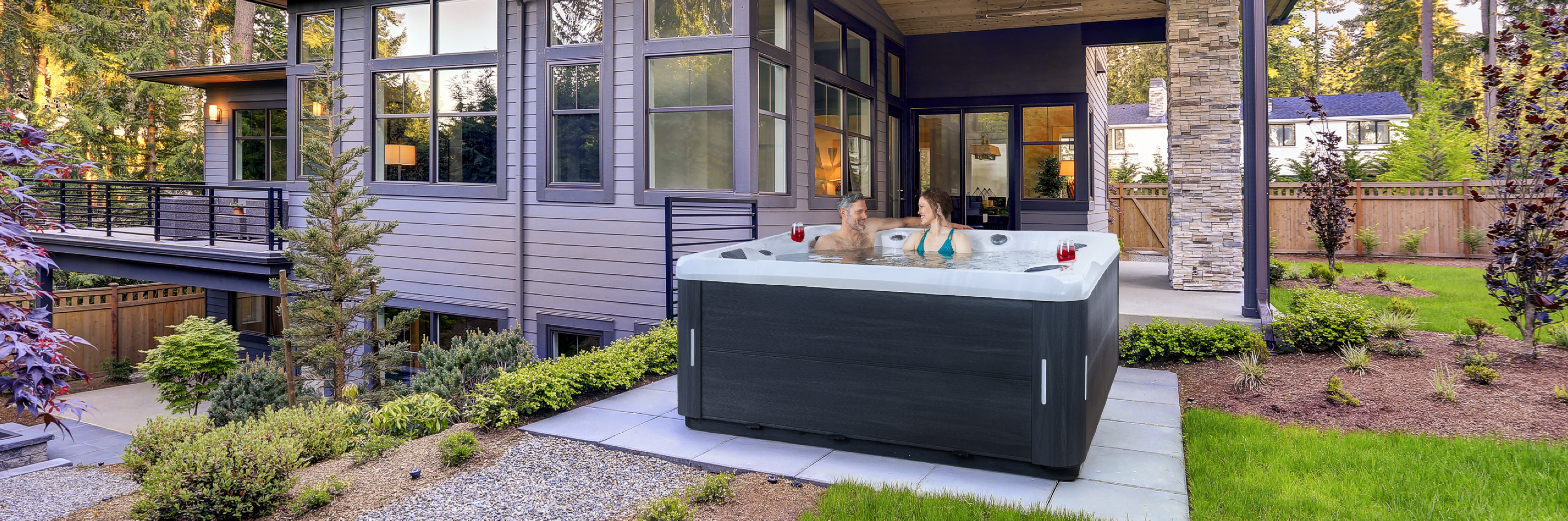 beauty image showing Marquis Elite Hot Tubs