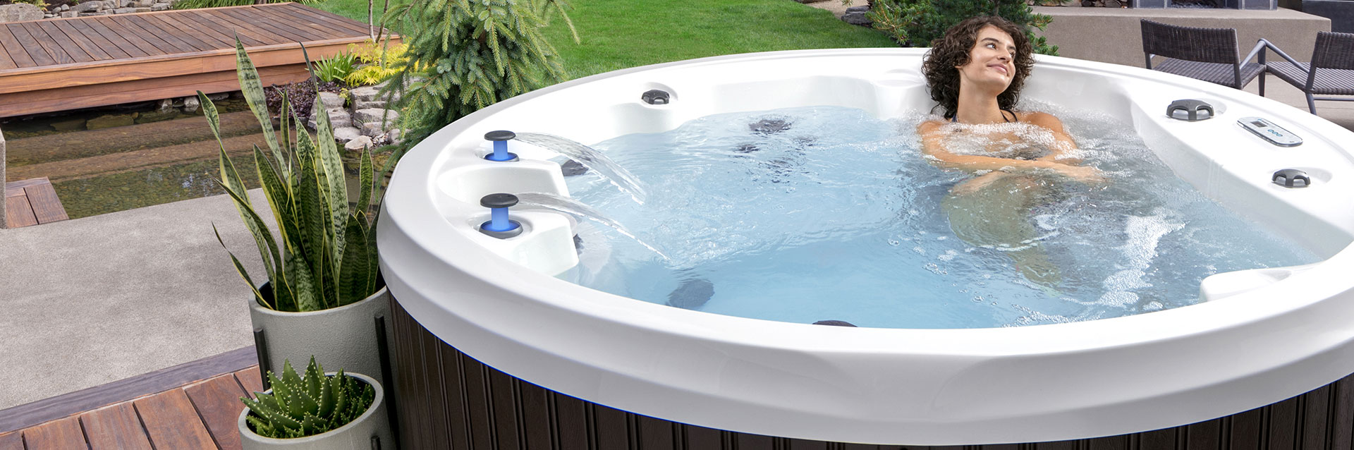 Celebrity Series Hot Tubs - Quality and Performance | Marquis